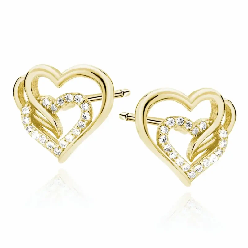 Złote kolczyki w kształcie serc