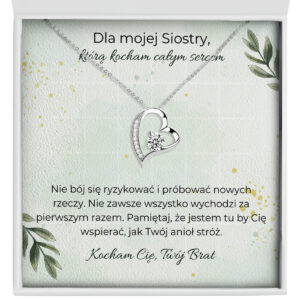 Zbliżenie na srebrny naszyjnik serce - prezent dla siostry od brata