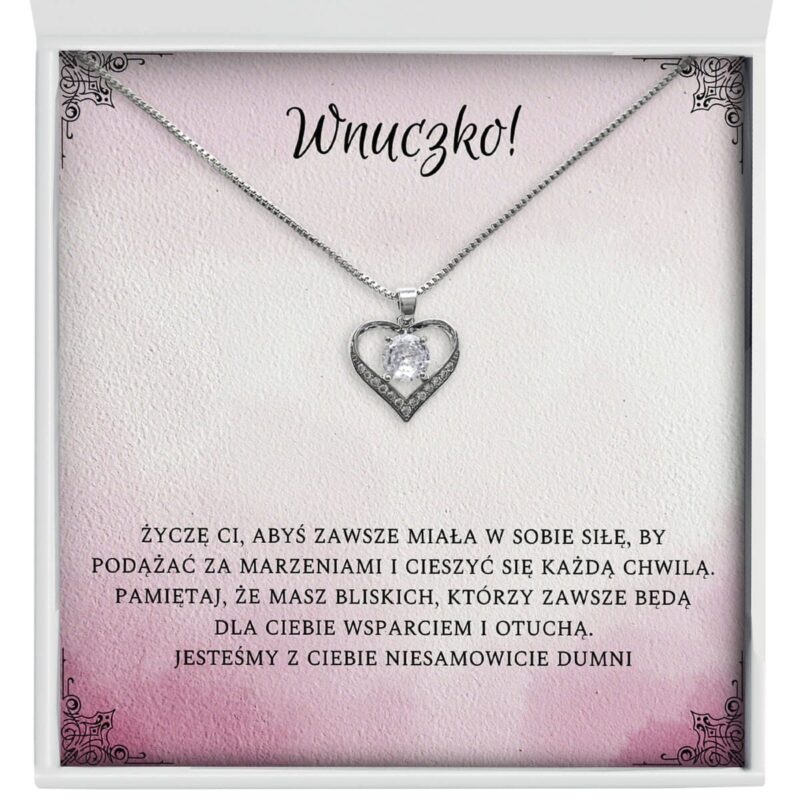 naszyjnik-dla-wnuczki-serce-z-cyrkonia-zblizenie Zbliżenie na srebrny naszyjnik Serce z cyrkonią - łańcuszek dla wnuczki