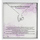 Zbliżenie na naszyjnik srebrnego serca z dedykacją dla ukochanej