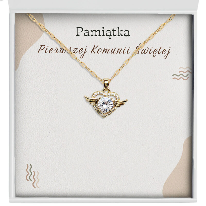 Prezent-na-komunie-nasyzjnik-serce-ze-skrzydlami-zblizenie Naszyjnik serce ze skrzydłami - Prezent na komunie - zbliżenie